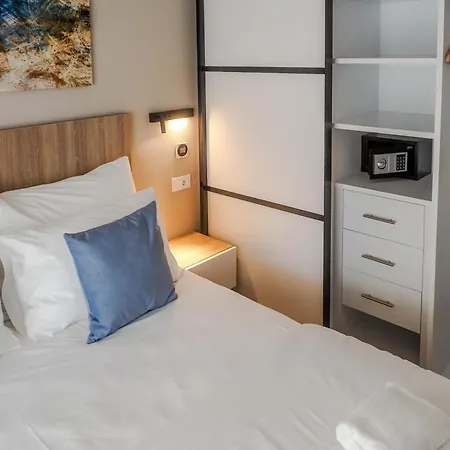 Hestia - Ippokratous 35 Aparthotel 2*